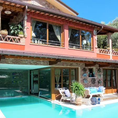 Villa Capo Corso By Interhome